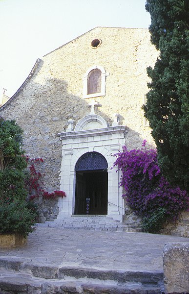 Bormes-les-Mimosas: Eglise-Ste-Trophyme