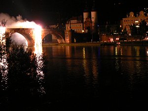 Heidelberg - Feuerwerk zur Schlossbeleuchtung