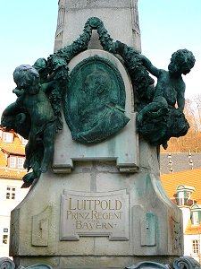 Luitpoldbrunnen auf dem Marktplatz