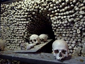 "Skull & Bones" in Tschechien
