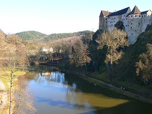 Elbogen: Burg Loket über der Eger