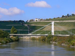 Der Main in Würzburg - Brücke der Deutschen Einheit